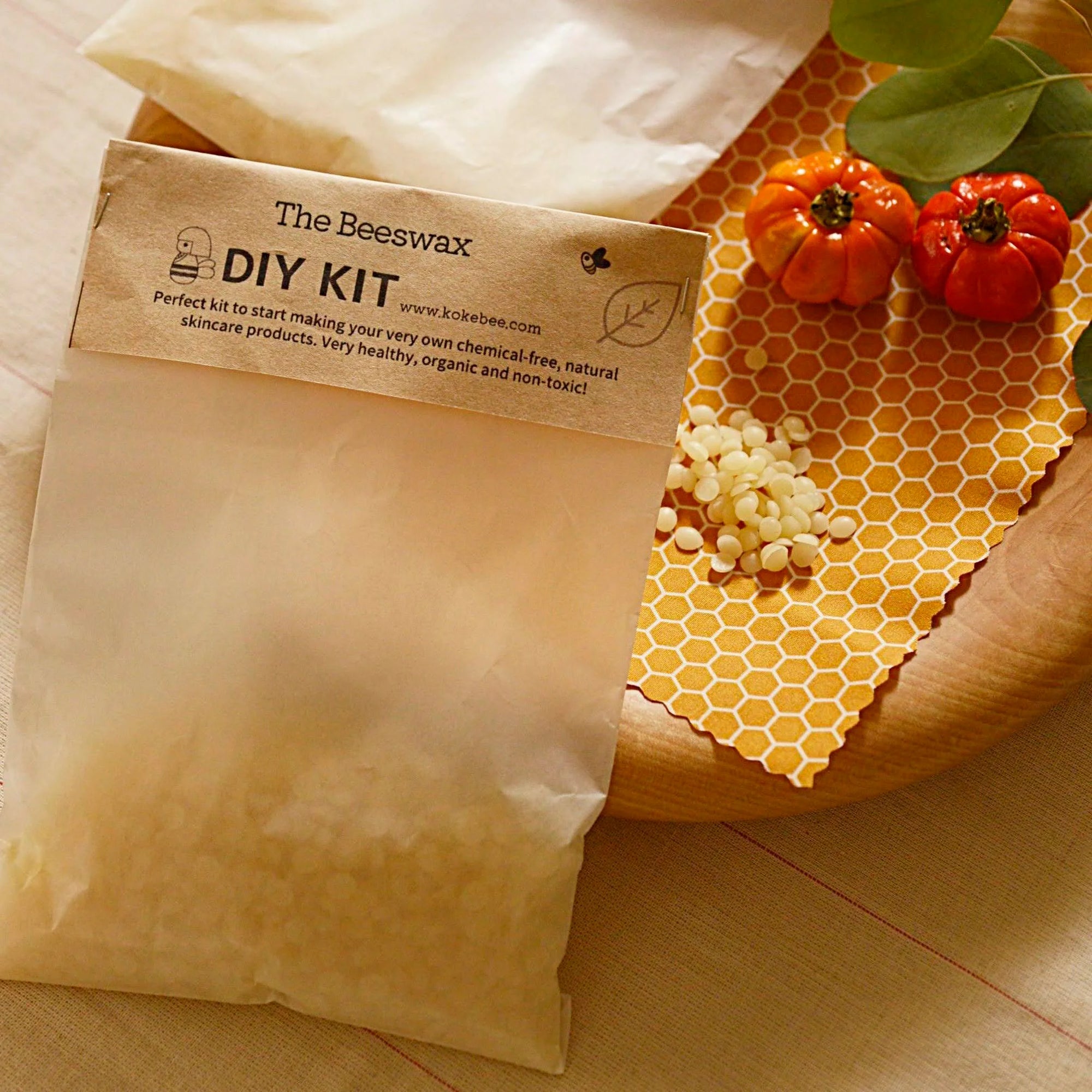 KoKeBeeのDIY KIT用のみつろうビーズの写真